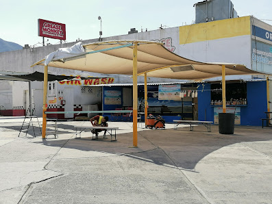 Carwash "el Rayo" Eloy Cavazos